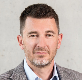 Team-288x280px-Fischer-Rainer.jpg